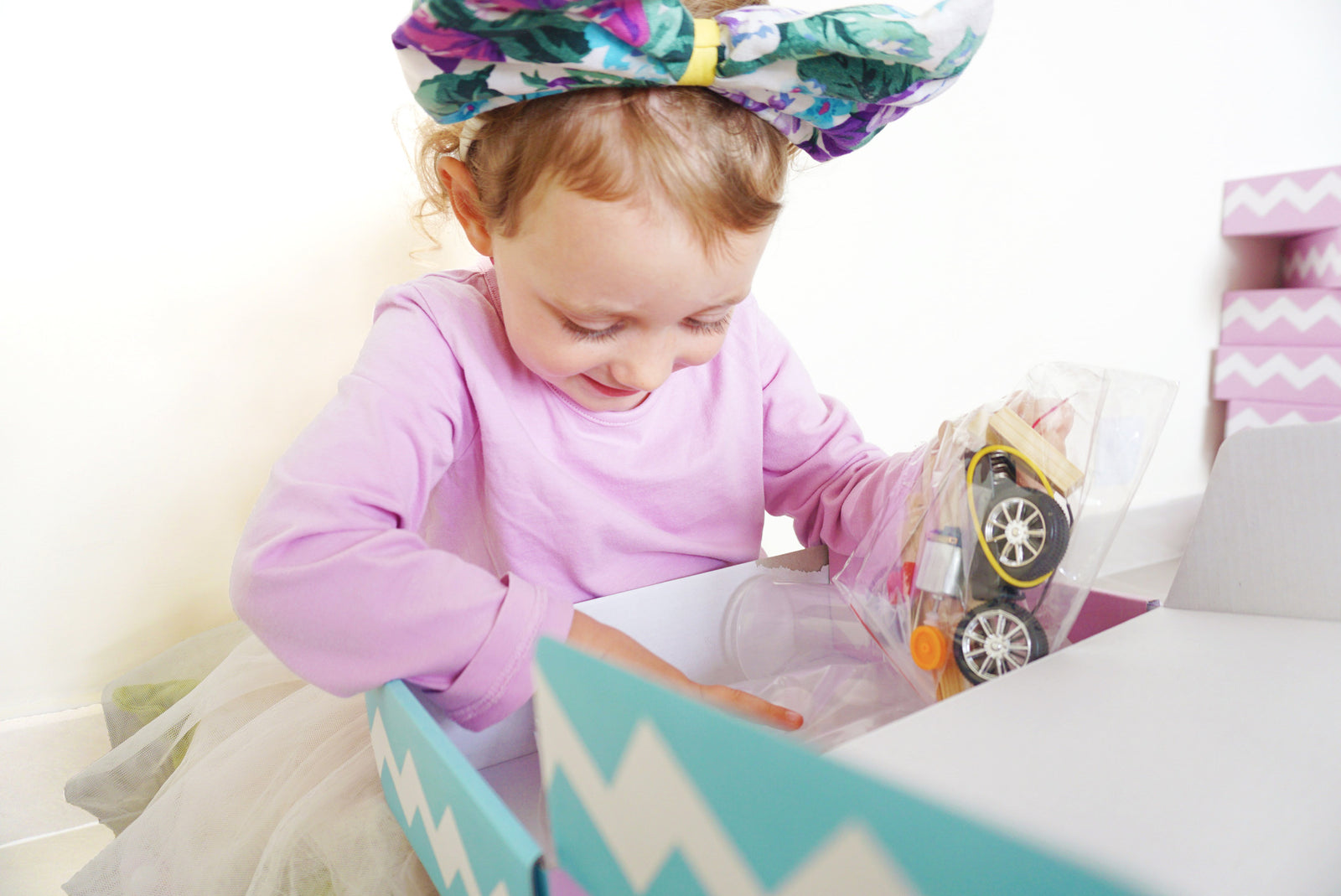 STEM Toy Subscription ($169+ /mo) (Age 7-12) - Moinàrchy MIY (HK)